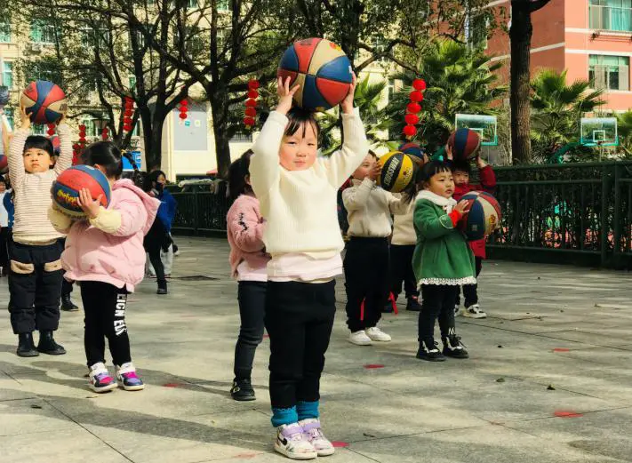 资深篮球教练推荐的训练规矩_2
